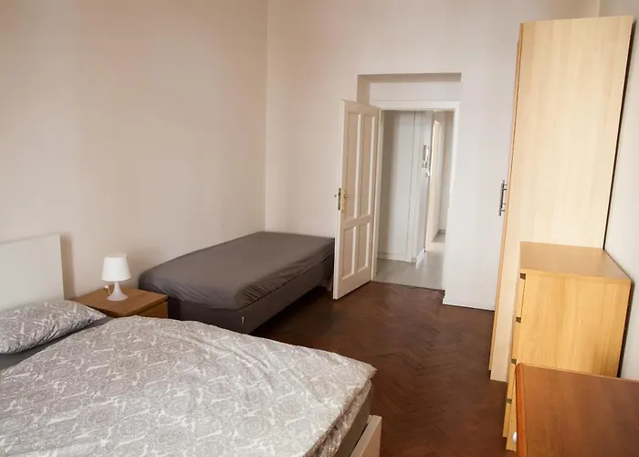 Appartement 2b Pechackova Family With Balcony By The River Prague