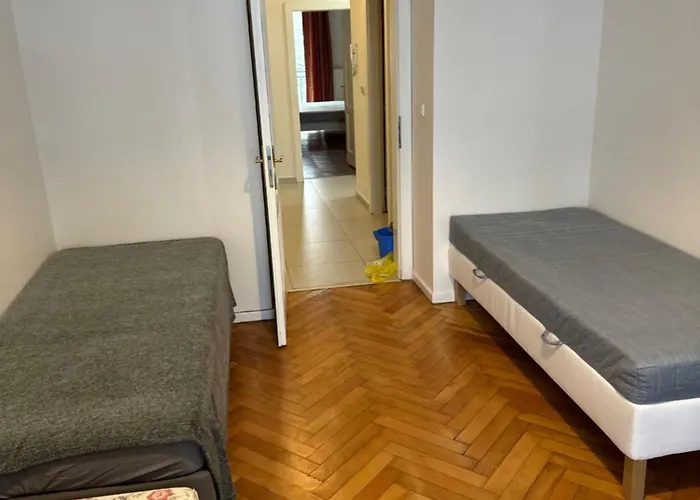 Appartement 2b Pechackova Family With Balcony By The River